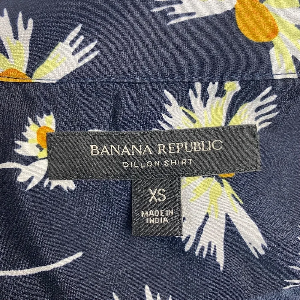 BANANA REPUBLIC Lot x2 Dillon Shirt in Leopard and Daisy Floral Size S and XS - Picture 9 of 12